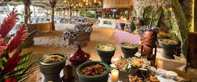 8 Amazing Bora Bora Restaurants & Dining Experiences