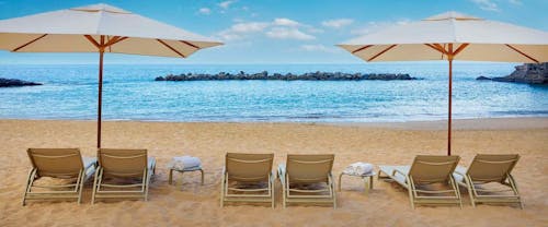 Where is Hot in January?