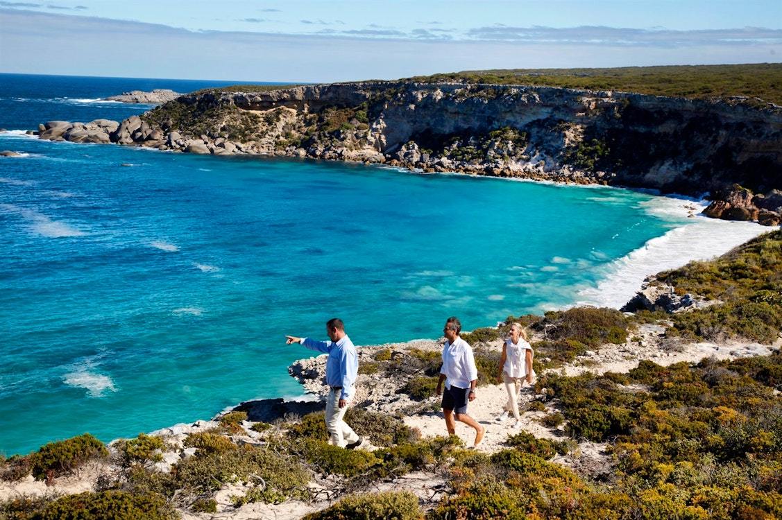 clifftop walk at southern ocean lodge kangaroo island