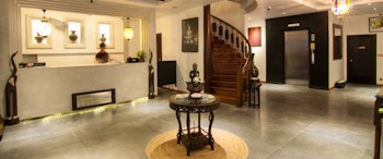 La Rose Suites image 2