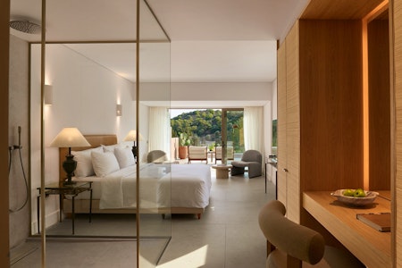 Deluxe Family Room Side Sea View