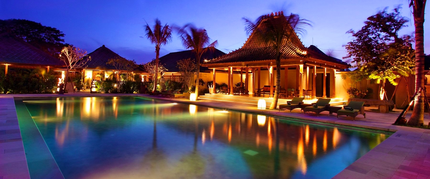 Pool at Sudamala Suites & Villas