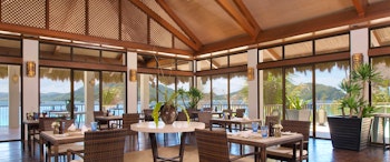 El Nido Pangulasian Island image 3