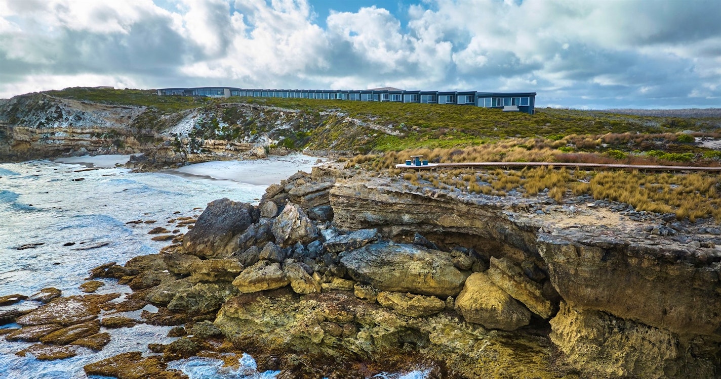lodge clifftop southern ocean lodge kangaroo island