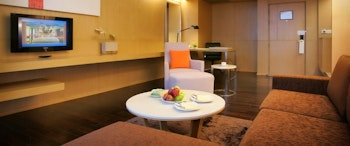 Pathumwan Princess image 2