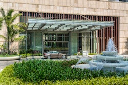 Hotel Entrance, Shangri-la Hotel, Colombo, Sri Lanka