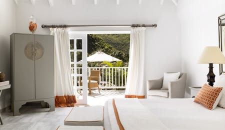 Tropical Room / Ocean Room