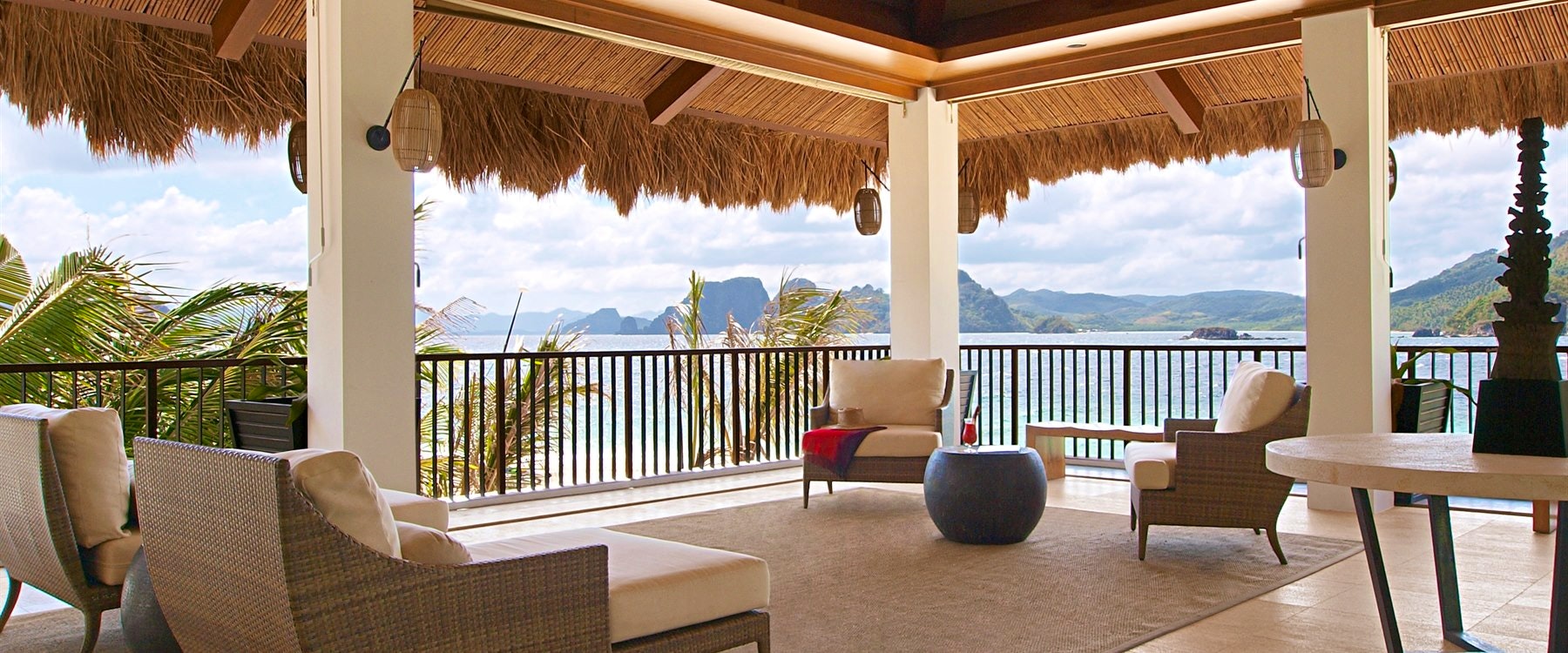 Lounge area at El Nido Pangulasian Island, Palawan