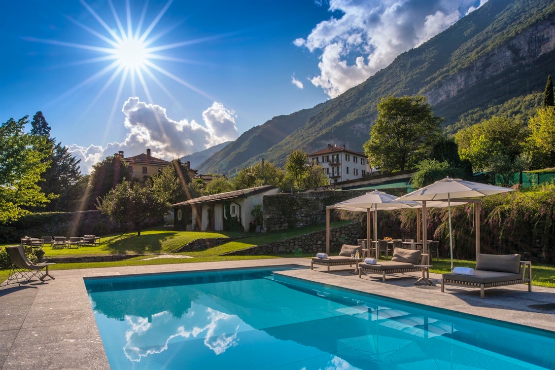 Swimming Pool at Villa Sola Cabiati