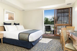 Hotel Deluxe Room