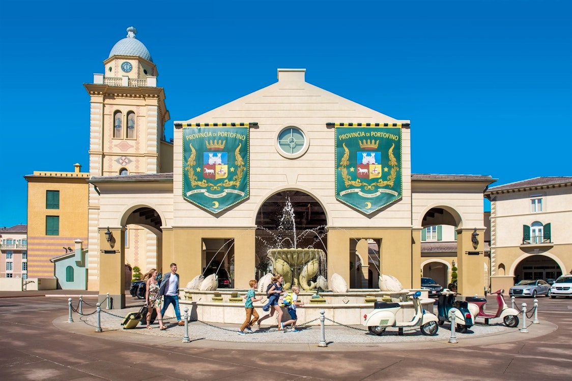 entrance at universals loews portofino bay resort
