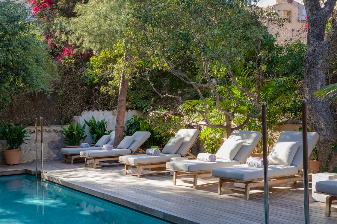 Can Bordoy Grand House & Garden Loungers