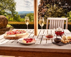 Outdoor Dining at Foxhill Manor, Farncombe Estate, England, UK