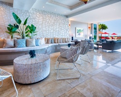 Oasis Lounge, O2 Beach Club & Spa