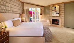 Beverly Hills Hotel - Bungalow Bedroom