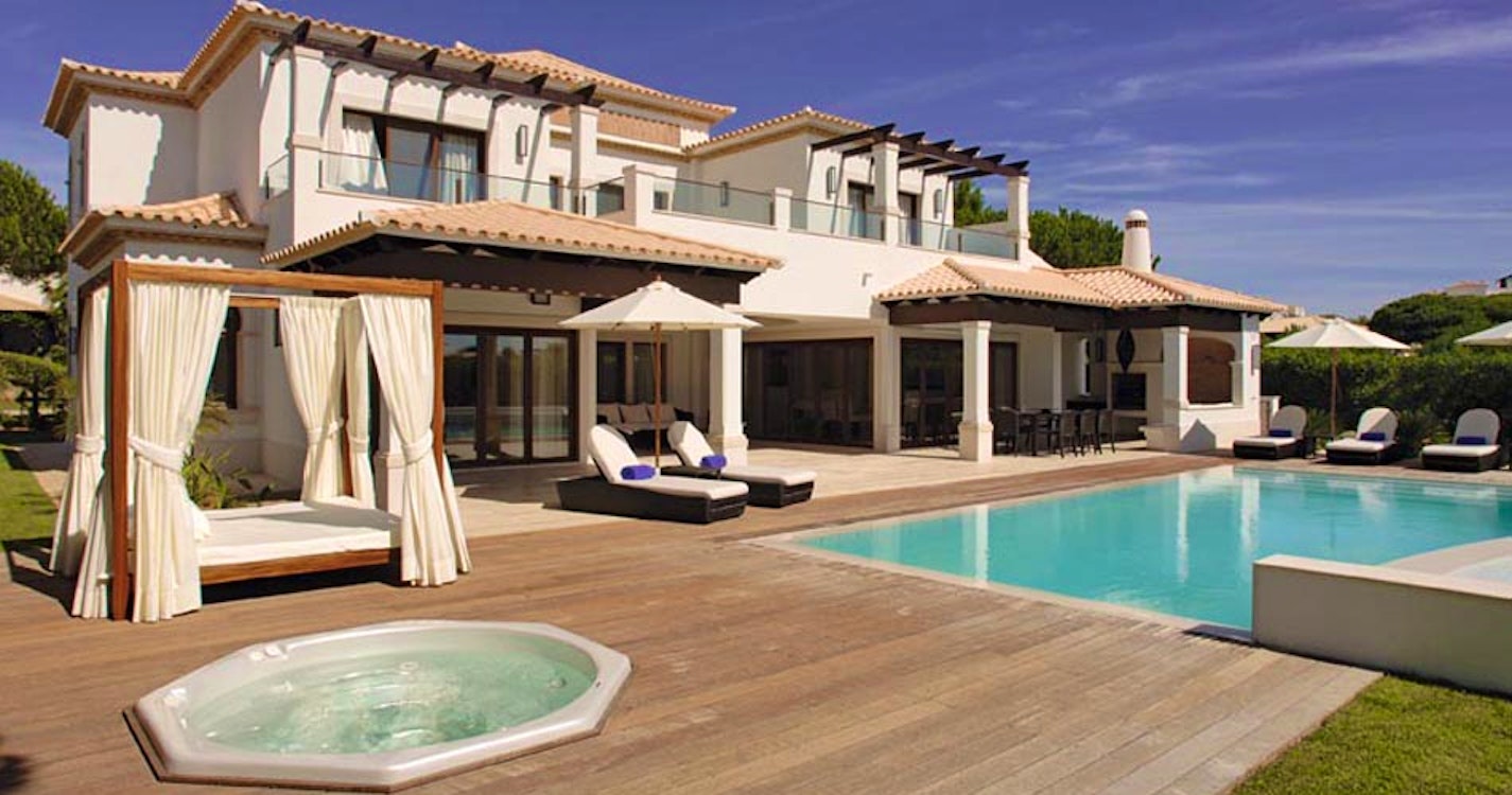 Swimming pool at Sheraton Algarve - Villas