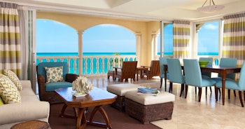 Grace Bay Club image 3