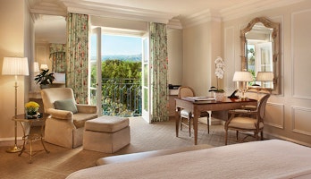 Peninsula Beverly Hills image 3