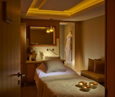 Treatment Room at Foxhill Manor, Farncombe Estate, England, UK