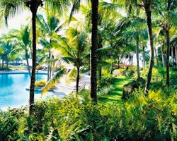 Swimming pool at Shangri-La’s Mactan Resort & Spa