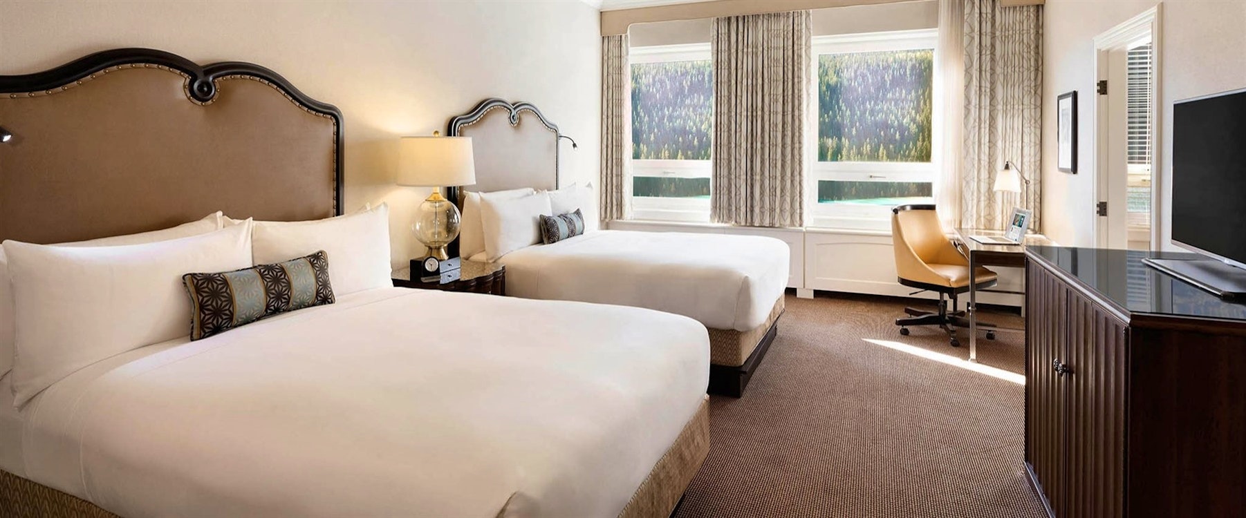 Deluxe Lakeview Room at Fairmont Chateau Lake Louise, Alberta 