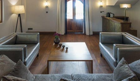 abbey suite