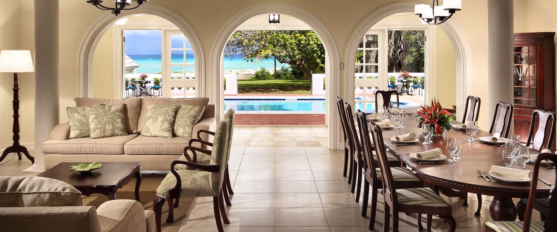 Dining area at Royal Villas at Half Moon