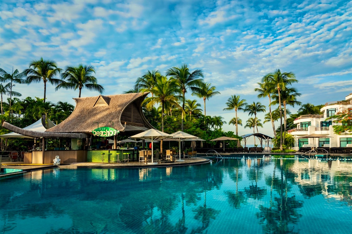 Shangri-La's Rasa Sentosa Resort & Spa Siloso Beach Bar