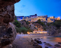 Hotel Bellevue image 1