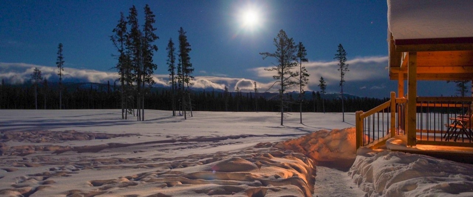 Sky and snow at Alpine Chalet Arnika at Northern Lights Resort & Spa, Yukon