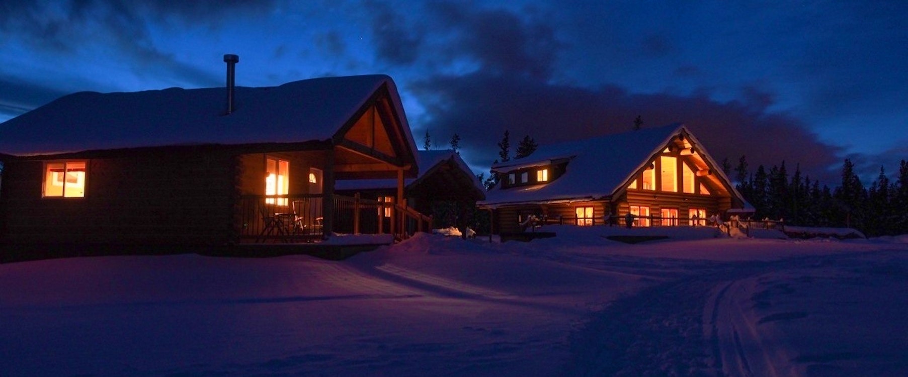Alpine Chalet Arnika at Northern Lights Resort & Spa at night