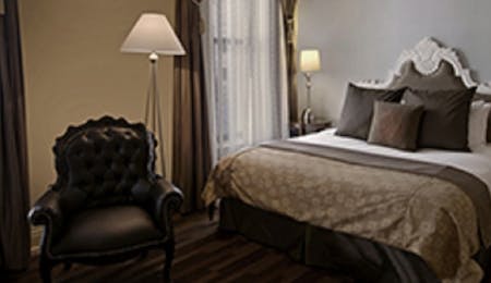 alexis king and queen rooms