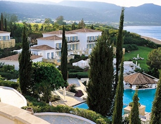 Spend your Easter holiday in a villa at this family-friendly resort in Polis