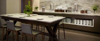 Andaz Ottawa Byward Market image 3