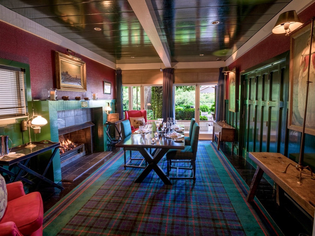 the library at huka lodge taupo new zealand