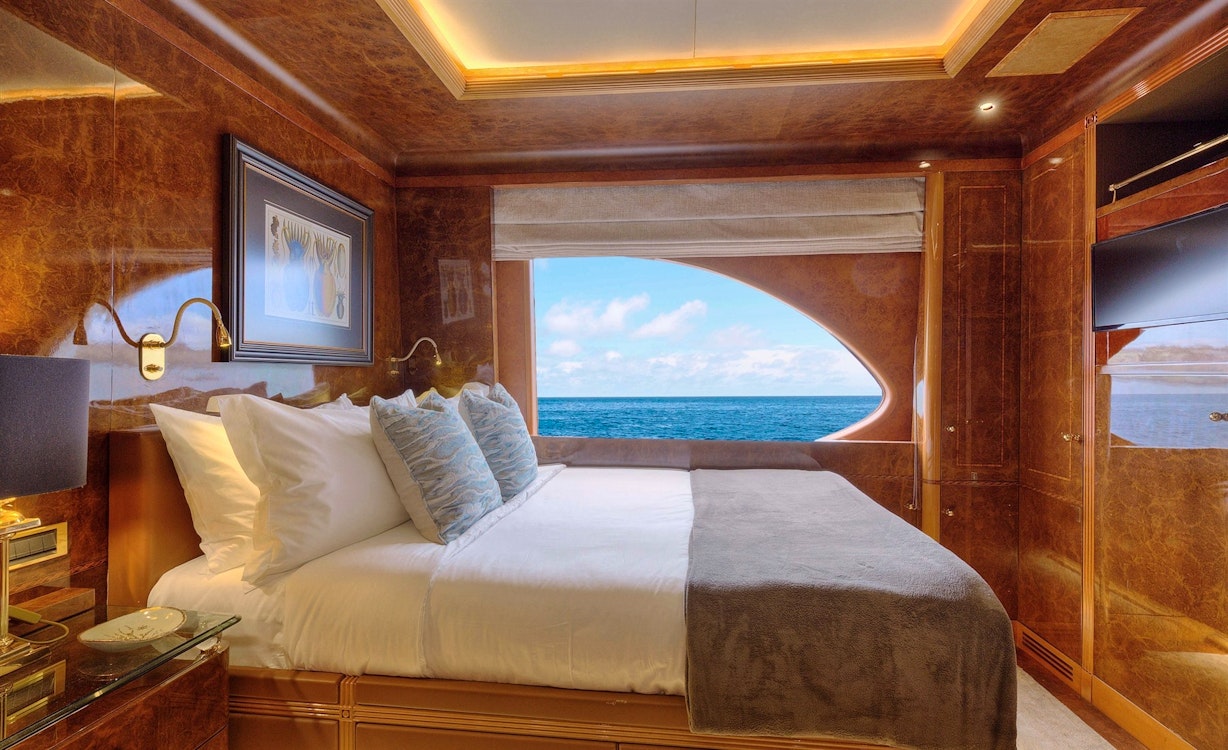 Aqua Mare Suite | Aqua Expeditions