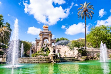 Barcelona - Arles - Embarkation