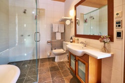 bathroom at Cabot Lodge, Queenstown, South Island, New Zealand