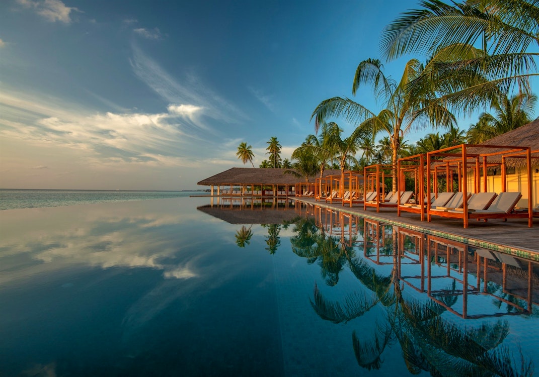 Beach Club Infinity Pool, The Residence Maldives - Dhigurah, Maldives, Indian Ocean