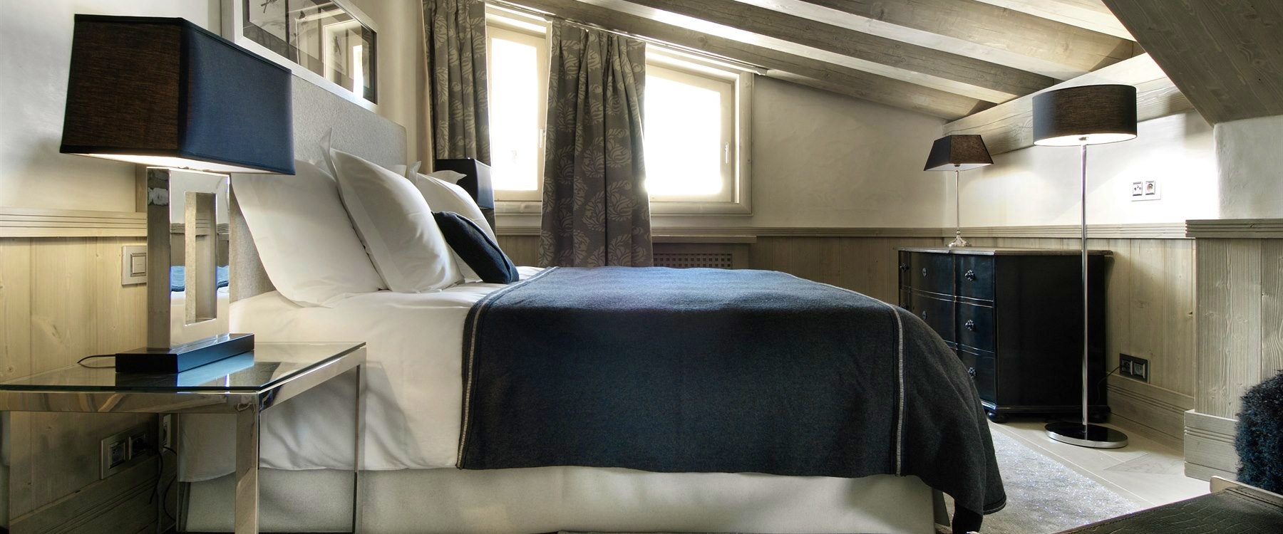 Sleeping area at the Black Pearl Chalet France