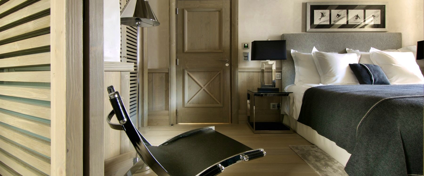 Bedroom at the Black Pearl Chalet France