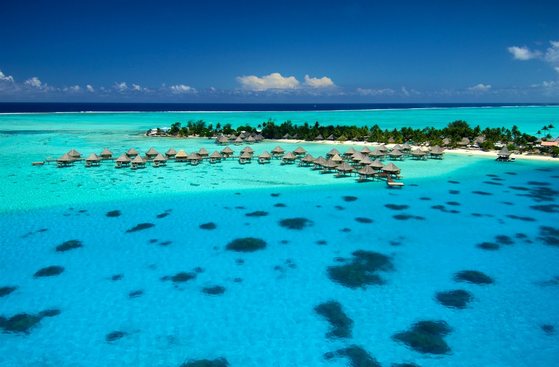 intercontinental bora bora le moana resort bora bora french polynesia
