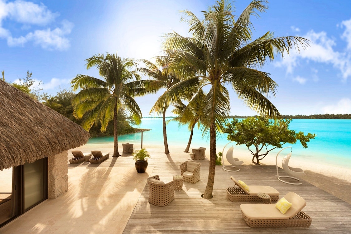 royal oceanfront retreat villa at the st regis bora bora resort