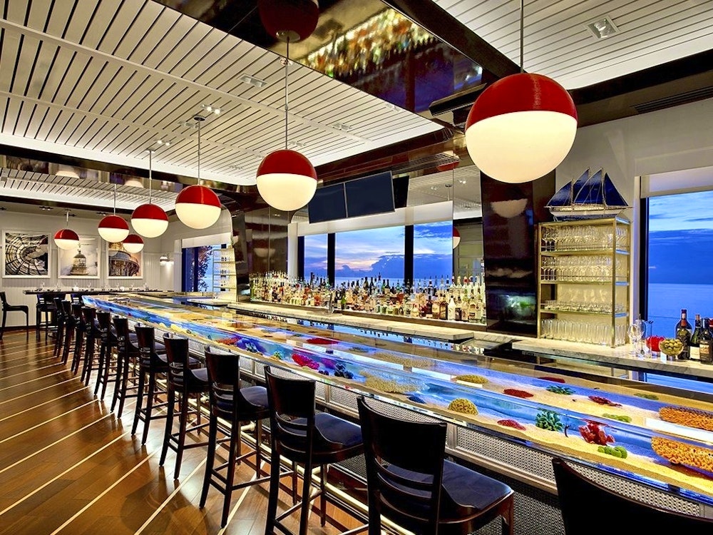 the seafood bar at the breakers palm beach