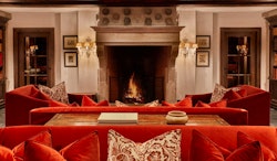 lobby airelles val disre