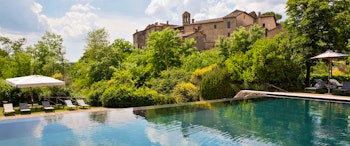 Castel Monastero image 3