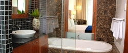 Classic Room with Bath at Majestic Roof Garden Hotel, Adelaide