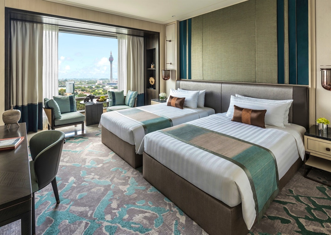 Deluxe Lake View Twin, Shangri-La, Colombo, Sri Lanka