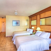 deluxe ocean front rooms