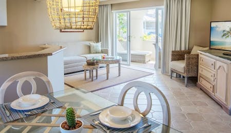 two bedroom deluxe suite